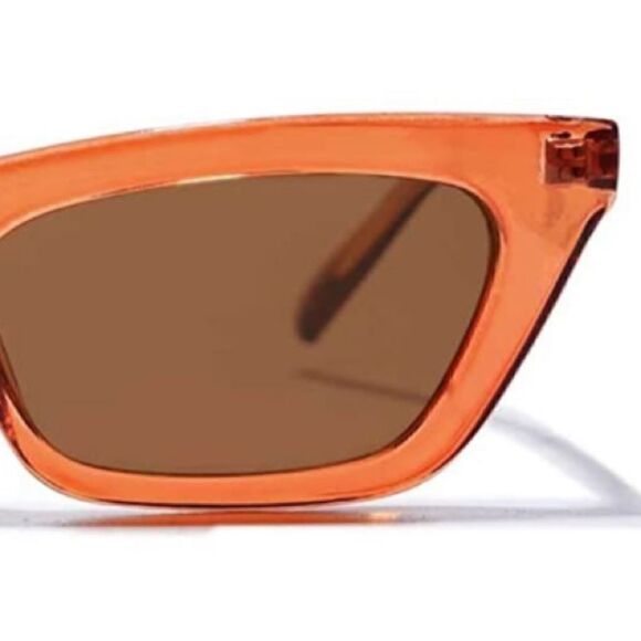 Vintage Small Cat Eye sunglasses - Picture 2 of 3